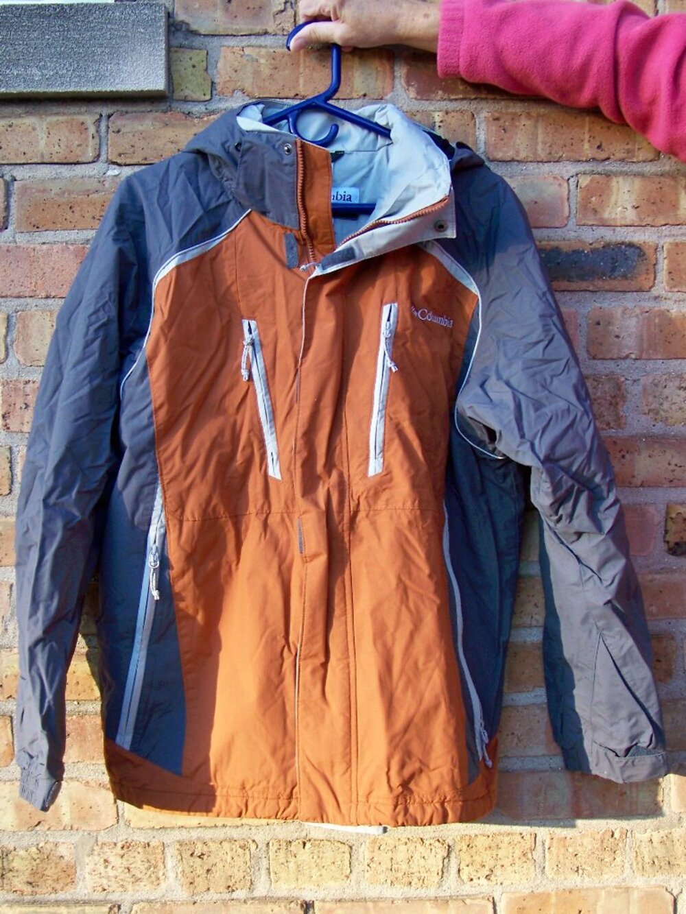 Columbia Men's Hooded Windbreaker, Size M